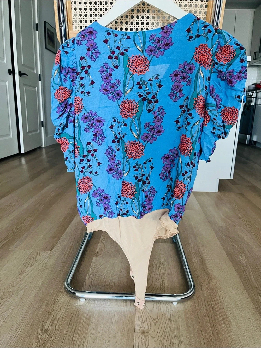 ASTR The Label Aspect Floral Bodysuit Bluebell Puff Sleeve Surplice Blouse